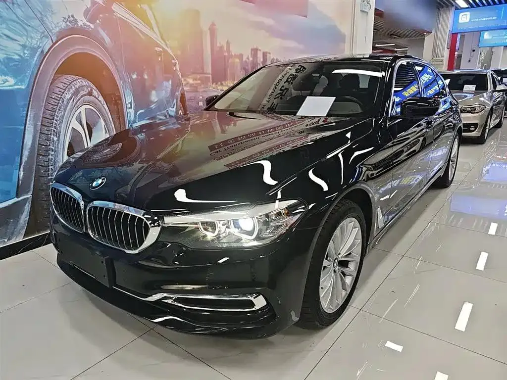 BMW BMW 5 Series — Black