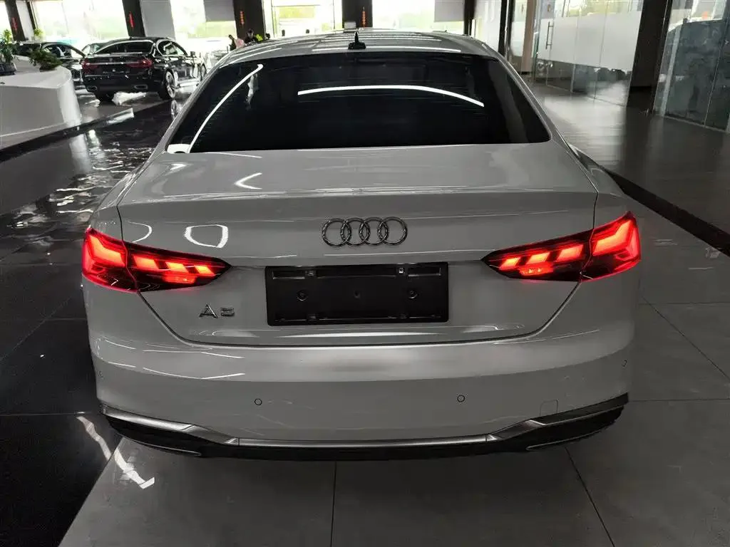 Audi A5 A5 (Imported) 2022 Coupe 40 TFSI Fashion Dynamic Edition — Voir la photo 6