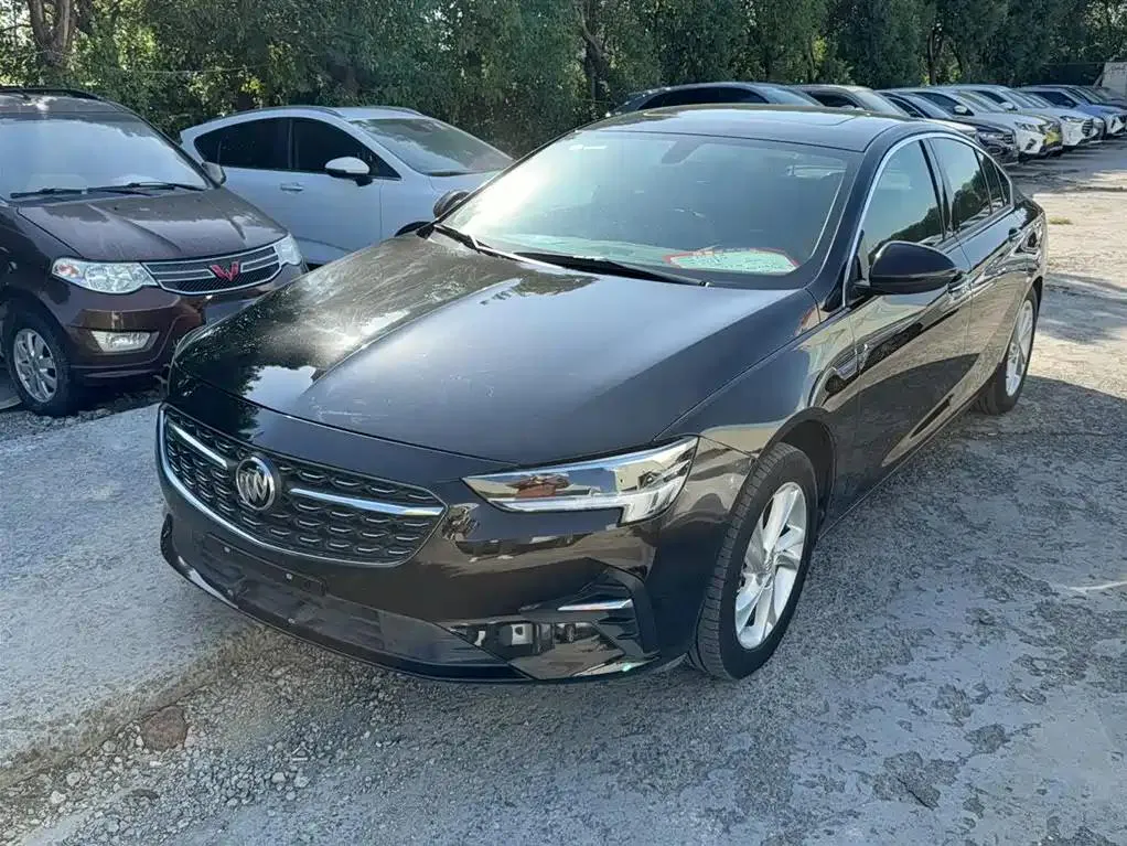 Buick Buick Regal — Black