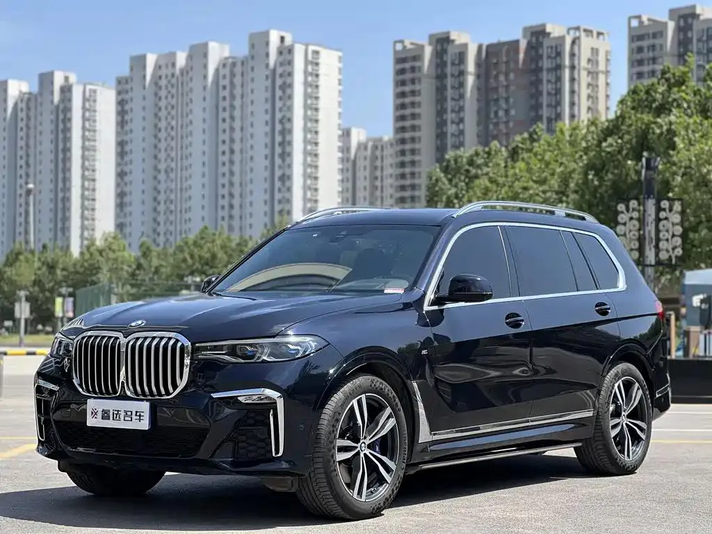 BMW BMW X7 — Noir