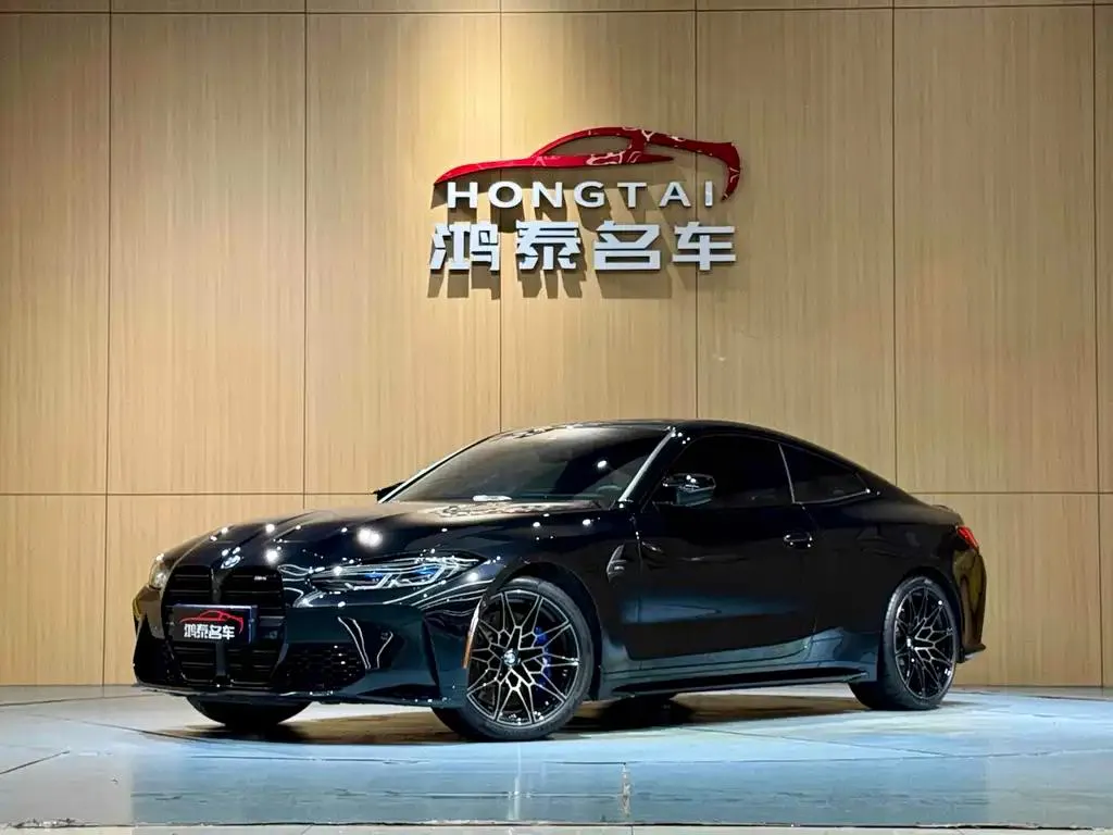 BMW BMW M4 — Black