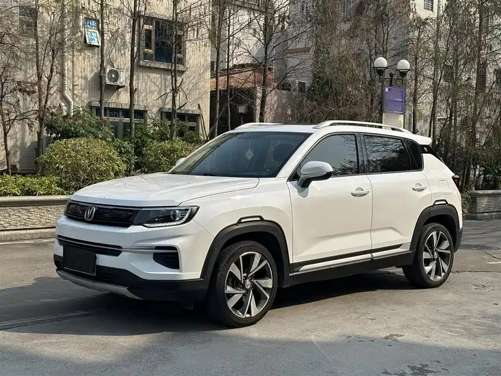 Changan CS35 Plus CS35PLUS 2019 1.4T DCT Cool Link Blue Whale Edition — photo 1