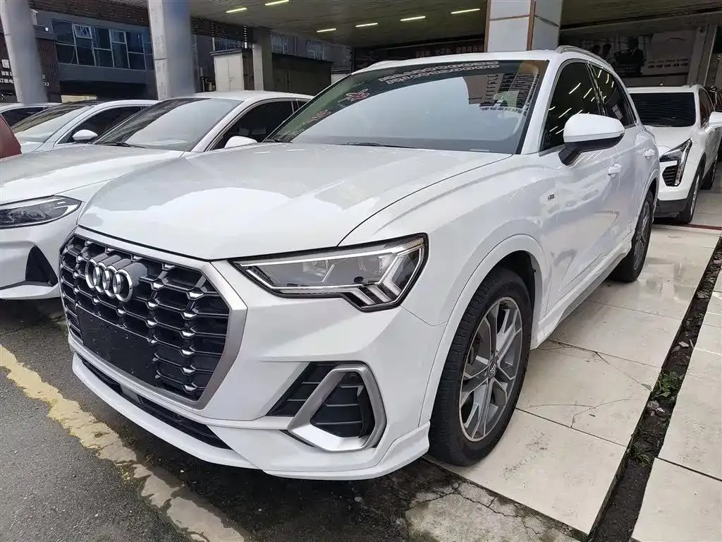 Audi Audi Q3 — Blanc