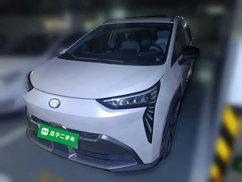 Aion AION Y Y 2022 70 Enjoy Edition Lithium Iron Phosphate — عرض الصورة 2