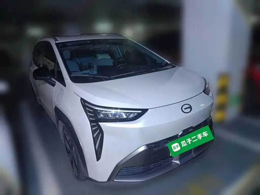 Aion AION Y Y 2022 70 Enjoy Edition Lithium Iron Phosphate — عرض الصورة 4