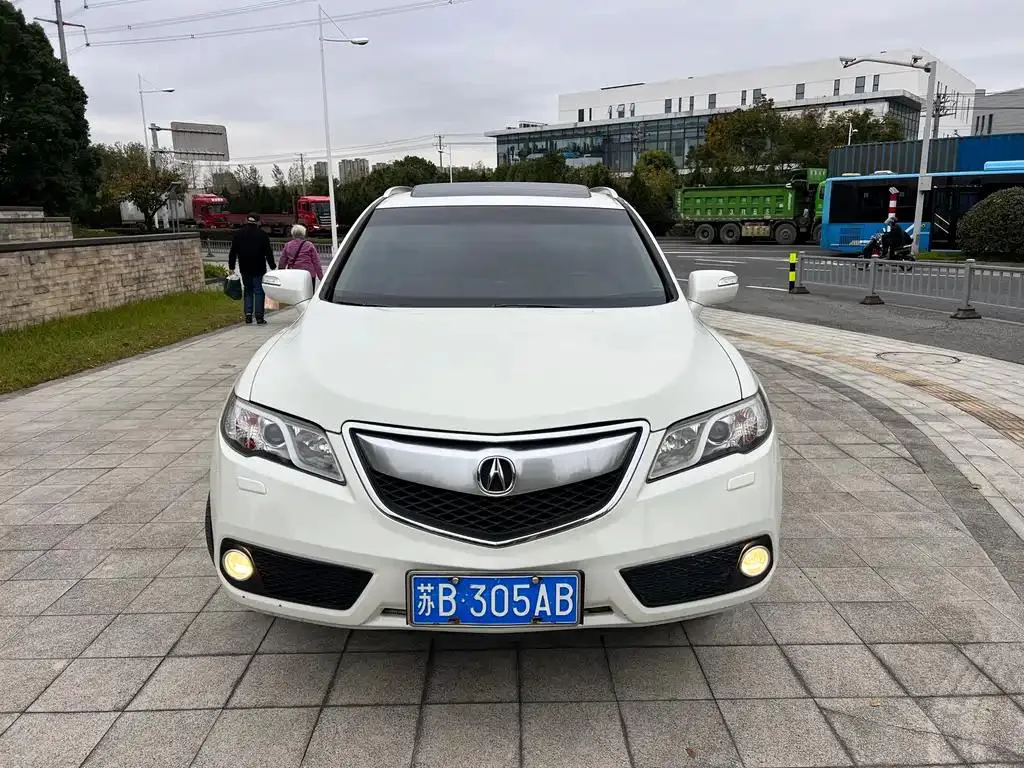 Acura RDX RDX (Imported) 2013 3.0L 2WD Elite Edition — Ver foto 2