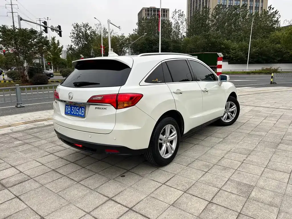 Acura RDX RDX (Imported) 2013 3.0L 2WD Elite Edition — Ver foto 4