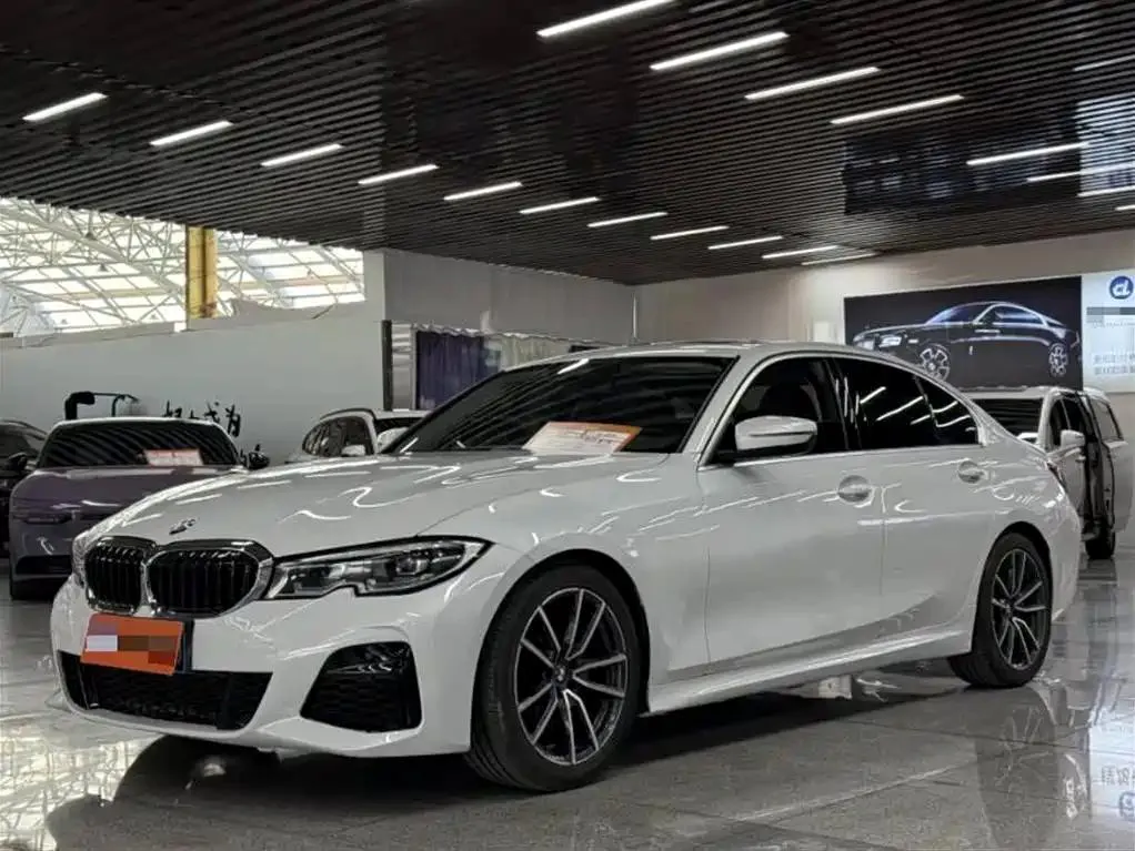 BMW BMW 3 Series — White