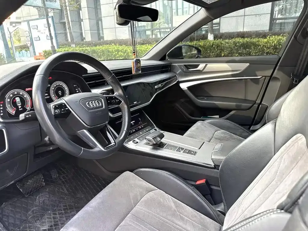 Audi A6L A6L 2022 45 TFSI Selected Dynamic Edition — عرض الصورة 3