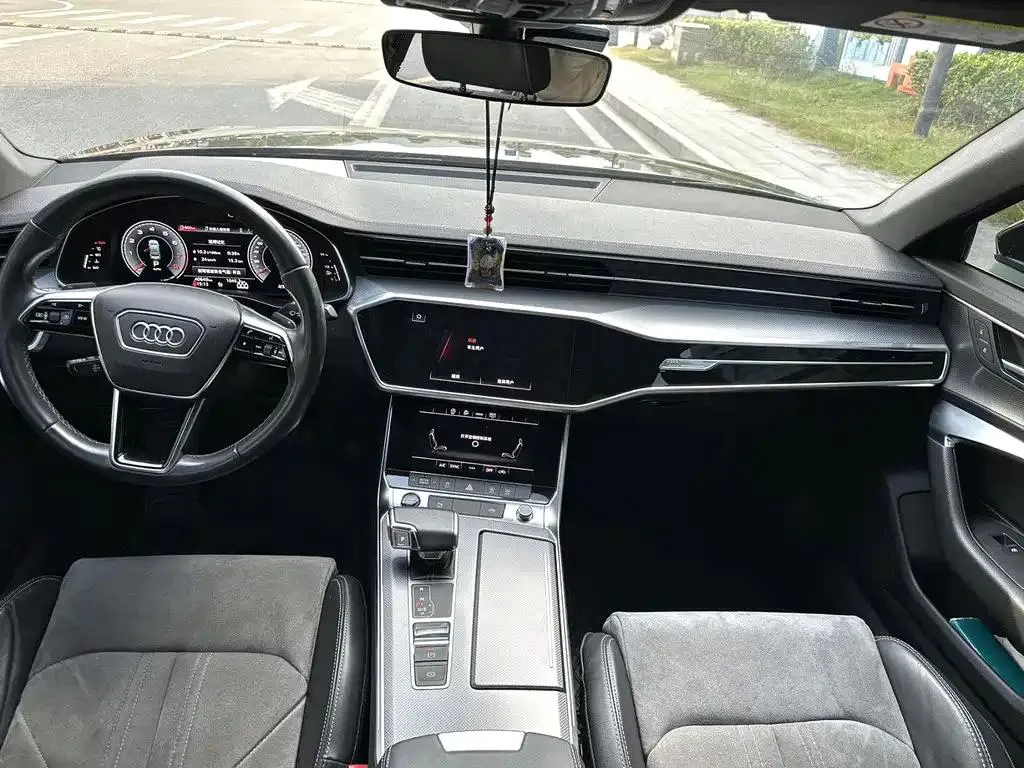 Audi A6L A6L 2022 45 TFSI Selected Dynamic Edition — عرض الصورة 4
