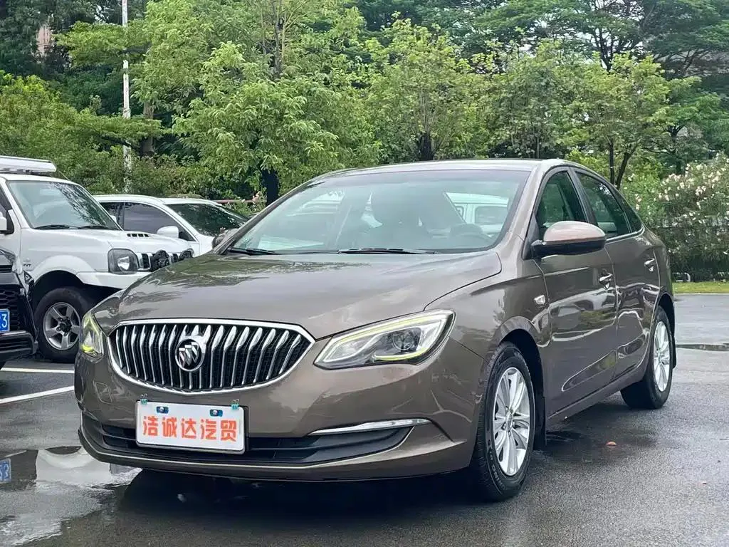 Buick Buick Excelle GT — شمبانيا