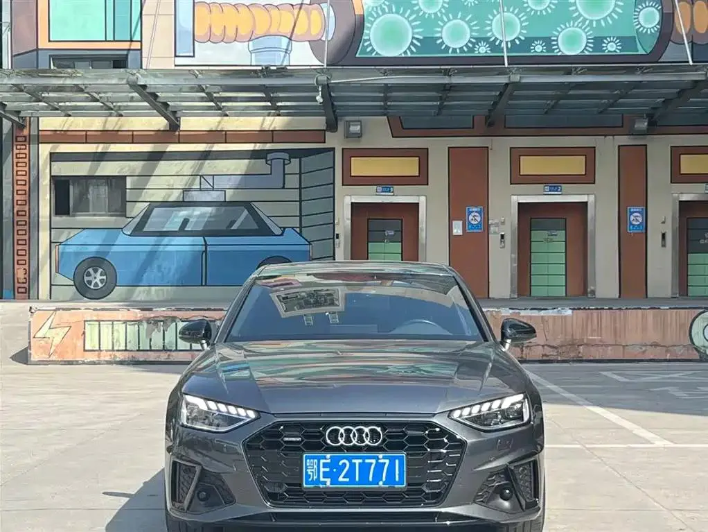 Audi A4L A4L 2022 45 TFSI quattro Selected Dynamic Edition — عرض الصورة 2