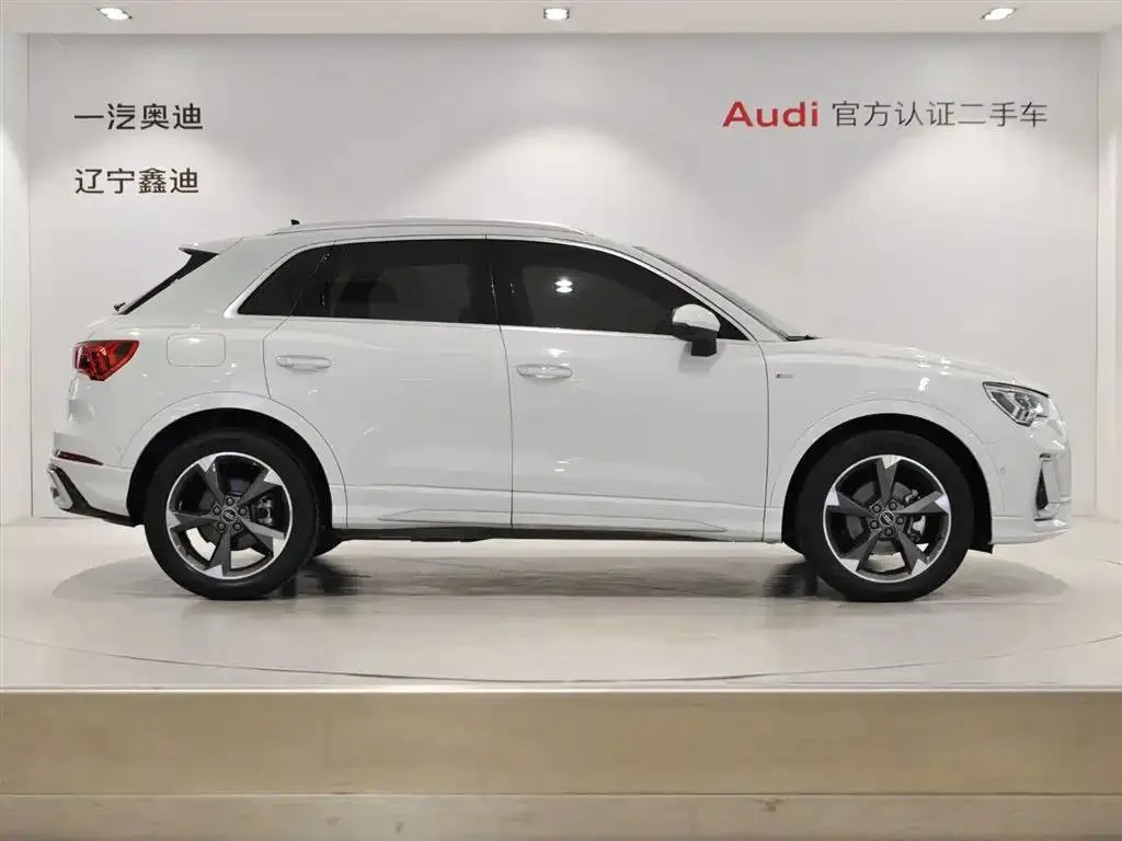 Audi Q3 Q3 2024 35 TFSI Fashion Dynamic Edition — View photo 3