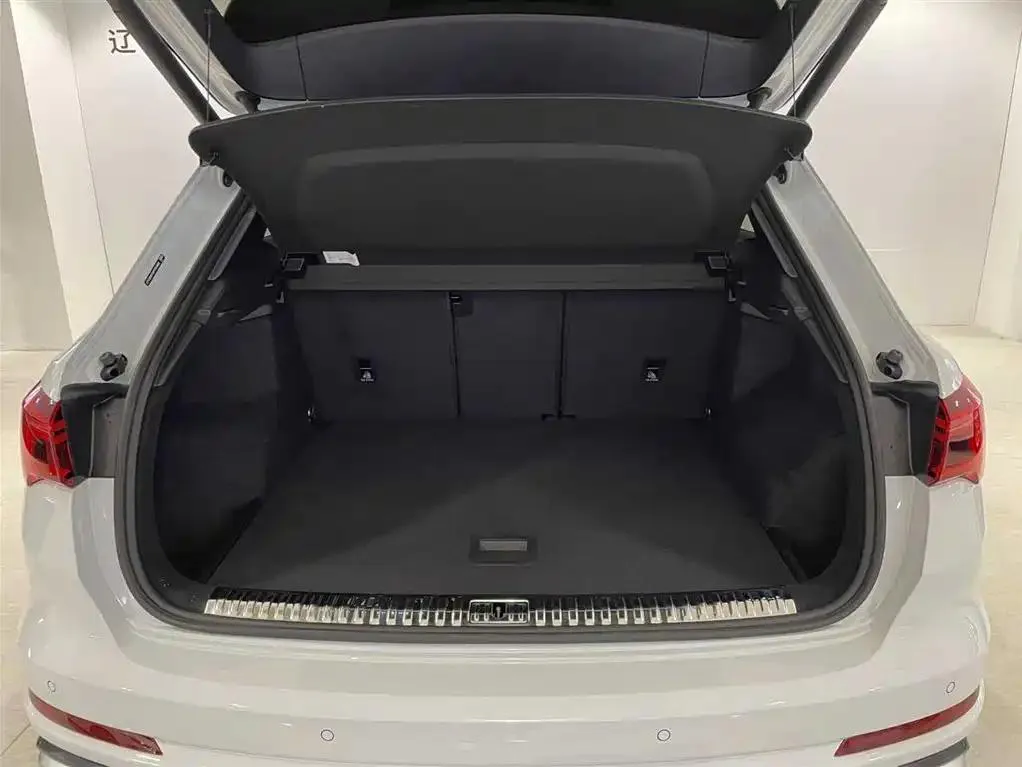 Audi Q3 Q3 2024 35 TFSI Fashion Dynamic Edition — View photo 6