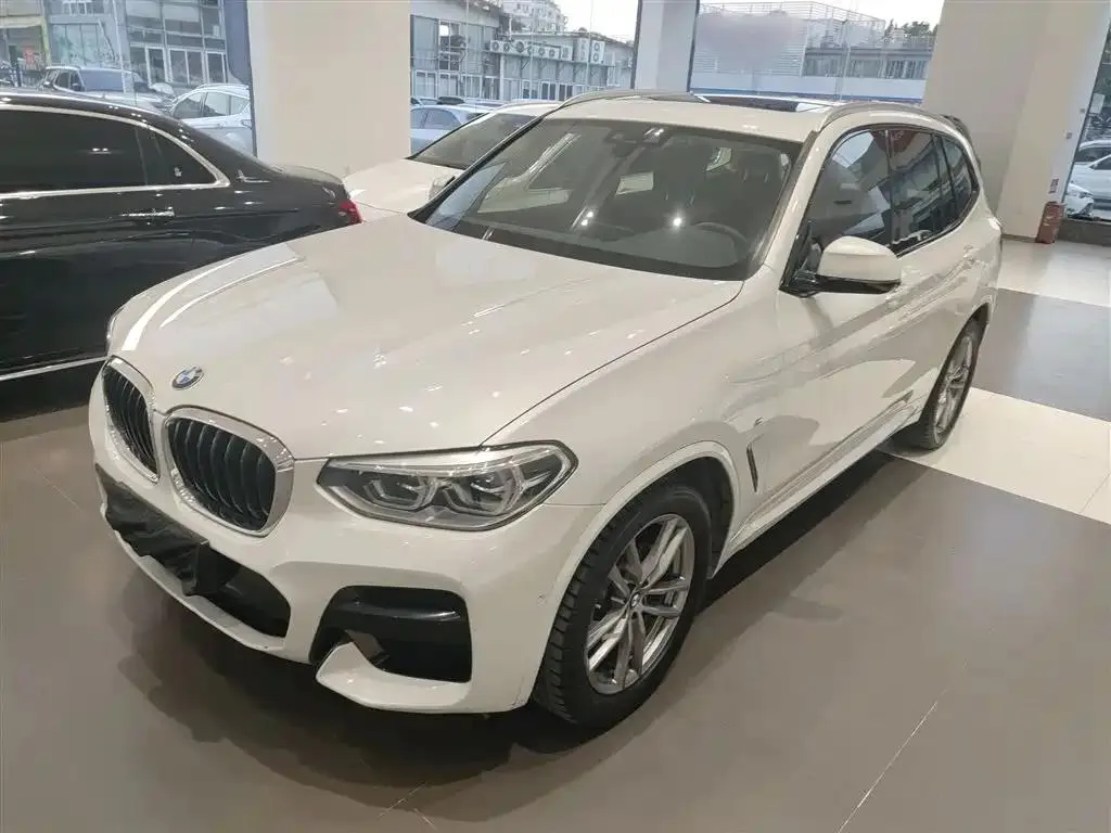 BMW BMW X3 — White