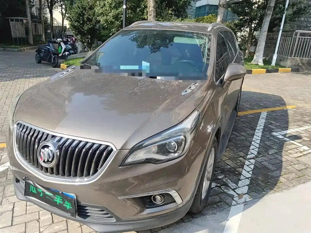 Buick Buick Envision Plus — شمبانيا