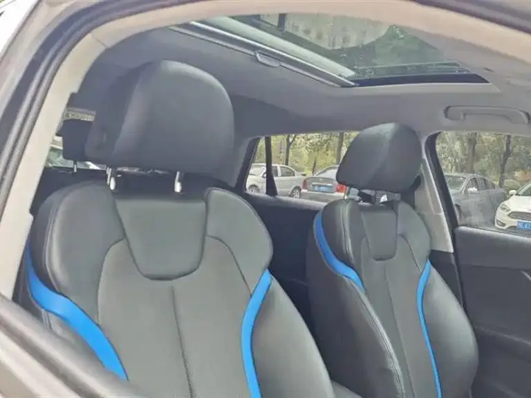Audi Q2L e-tron Q2L e-tron 2019 Q2L e-tron Pure Electric Smart Edition — Voir la photo 4