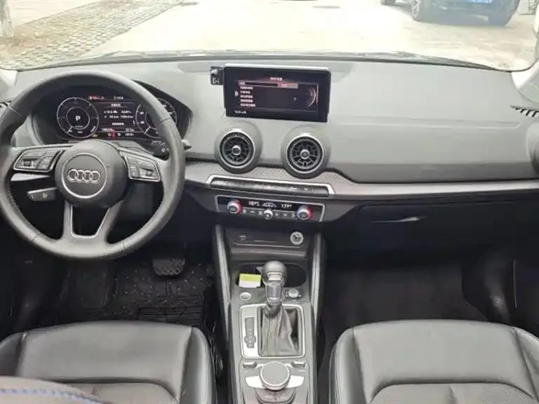Audi Q2L e-tron Q2L e-tron 2019 Q2L e-tron Pure Electric Smart Edition — Voir la photo 5