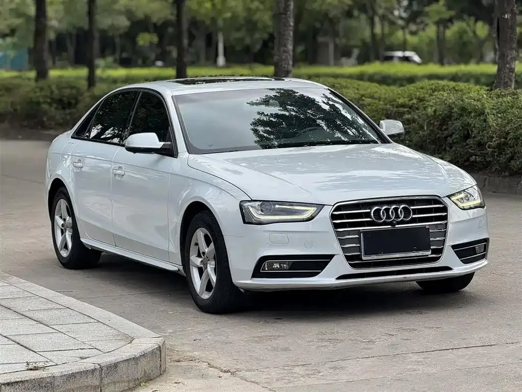 Audi A4L A4L 2015 35 TFSI Automatic Standard Model — Voir la photo 5