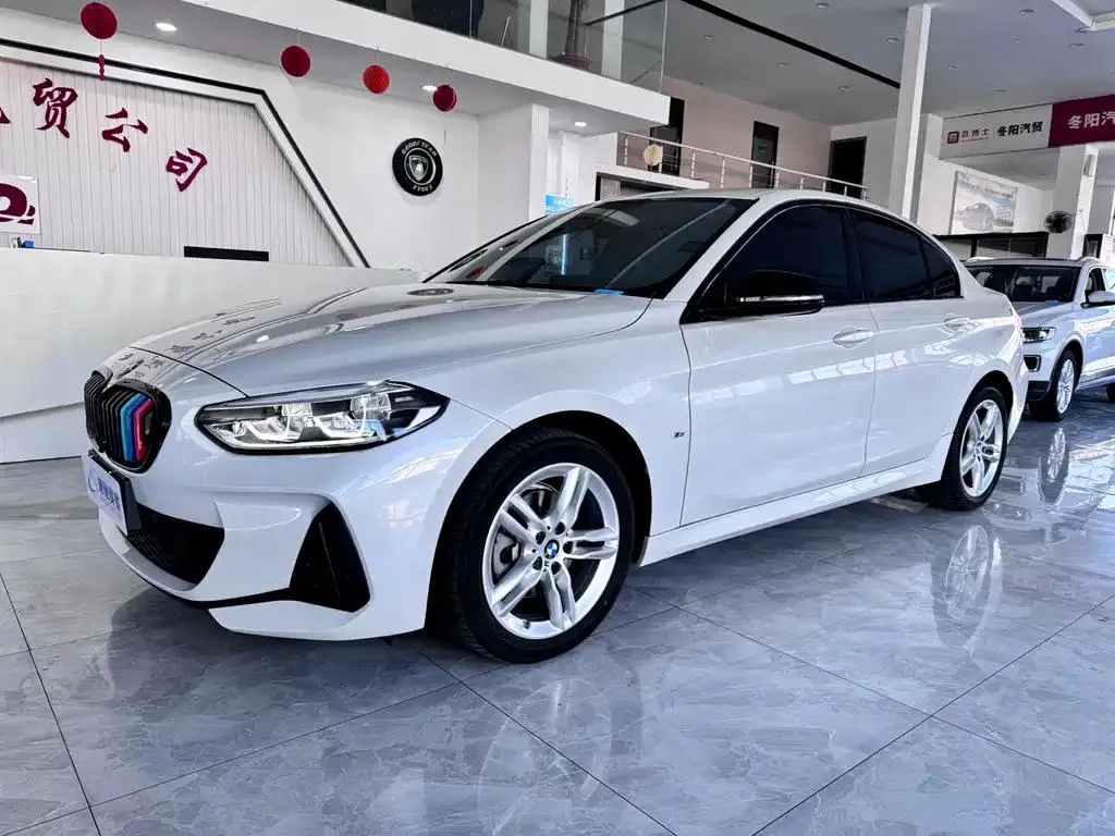 BMW BMW 1 Series — White
