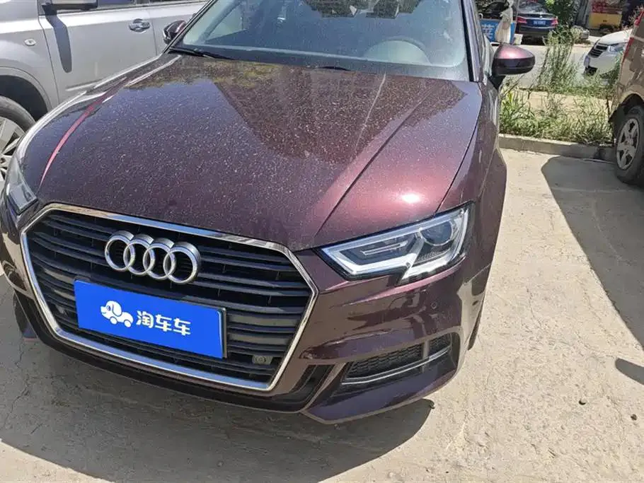Audi A3 A3 2018 30th Anniversary Limousine 35 TFSI Fashion Edition — photo 1