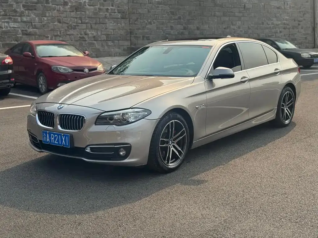 BMW 5 Series 5 Series 2017 525Li Luxury Design Package — photo 1