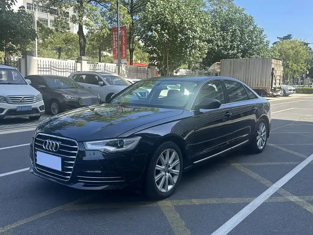 Audi A6L A6L 2014 35 FSI Comfort Edition — photo 1