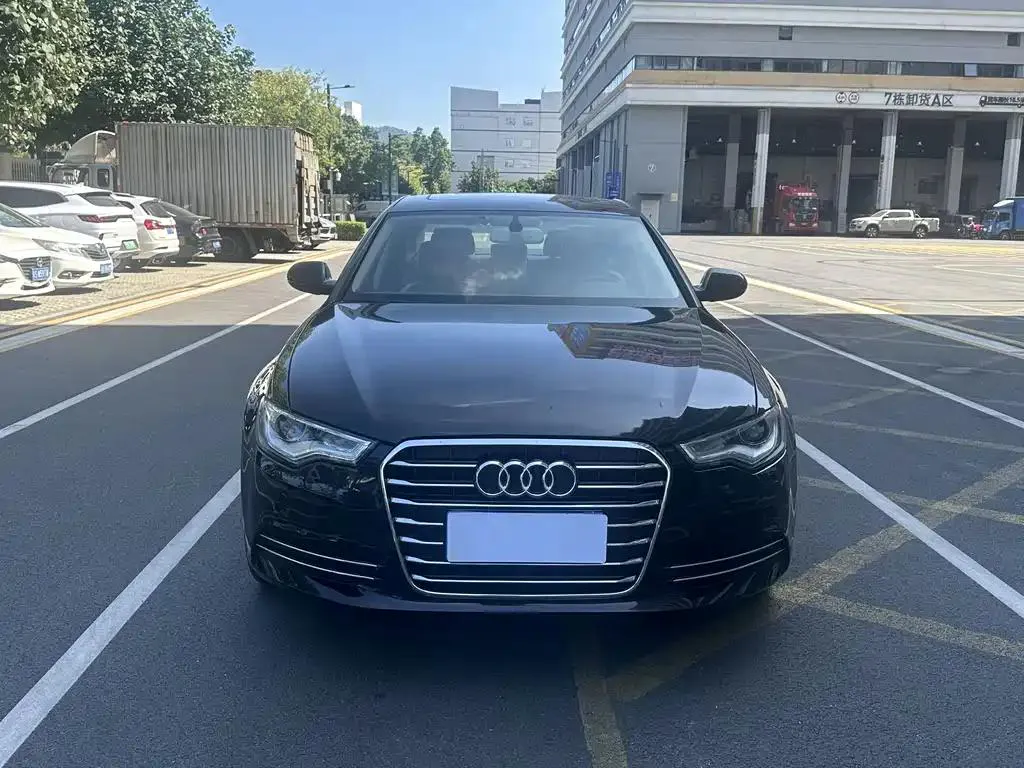 Audi A6L A6L 2014 35 FSI Comfort Edition — Ver foto 2