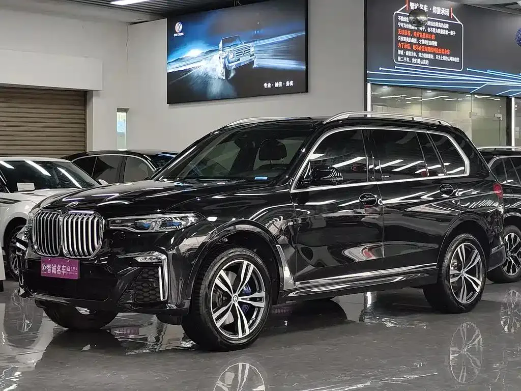 BMW BMW X7 — Noir