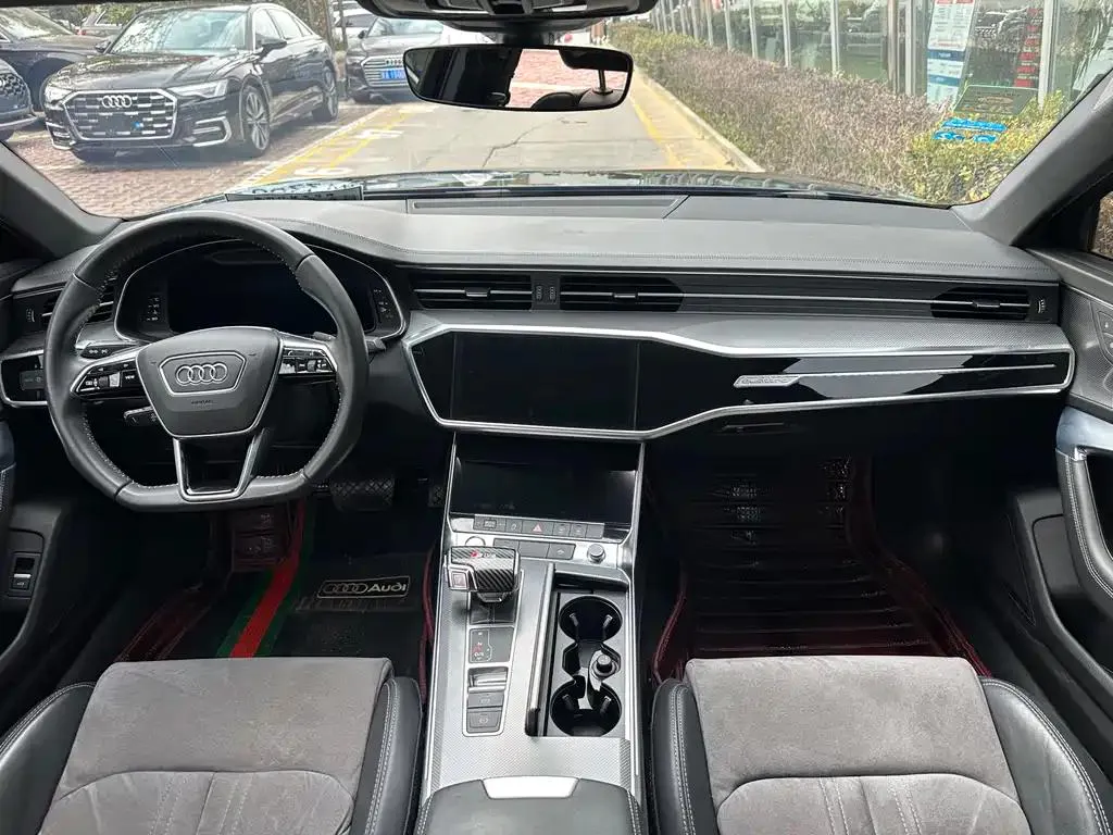 Audi A6L A6L 2020 45 TFSI quattro Selected Dynamic Edition — Voir la photo 4