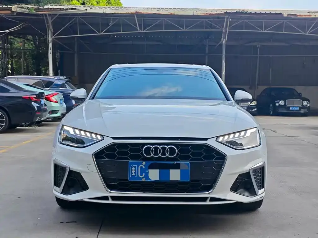 Audi A4L A4L 2023 40 TFSI Fashion Dynamic Edition — عرض الصورة 2