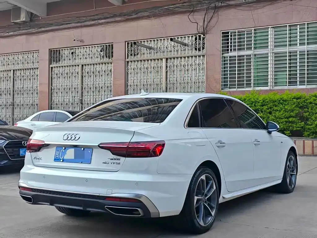 Audi A4L A4L 2023 40 TFSI Fashion Dynamic Edition — عرض الصورة 5