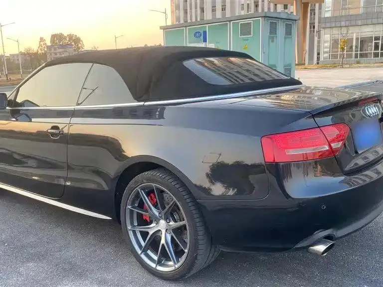 Audi A5 A5 (Imported) 2010 2.0TFSI Cabriolet — عرض الصورة 6