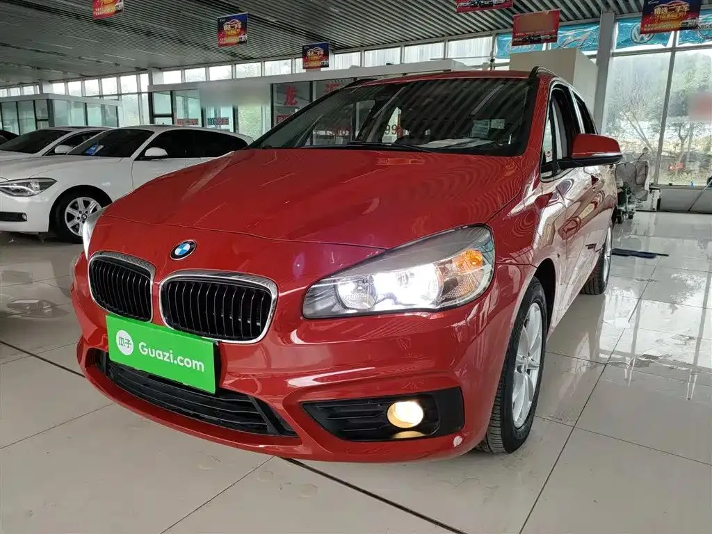 BMW BMW 2 Series — Rojo