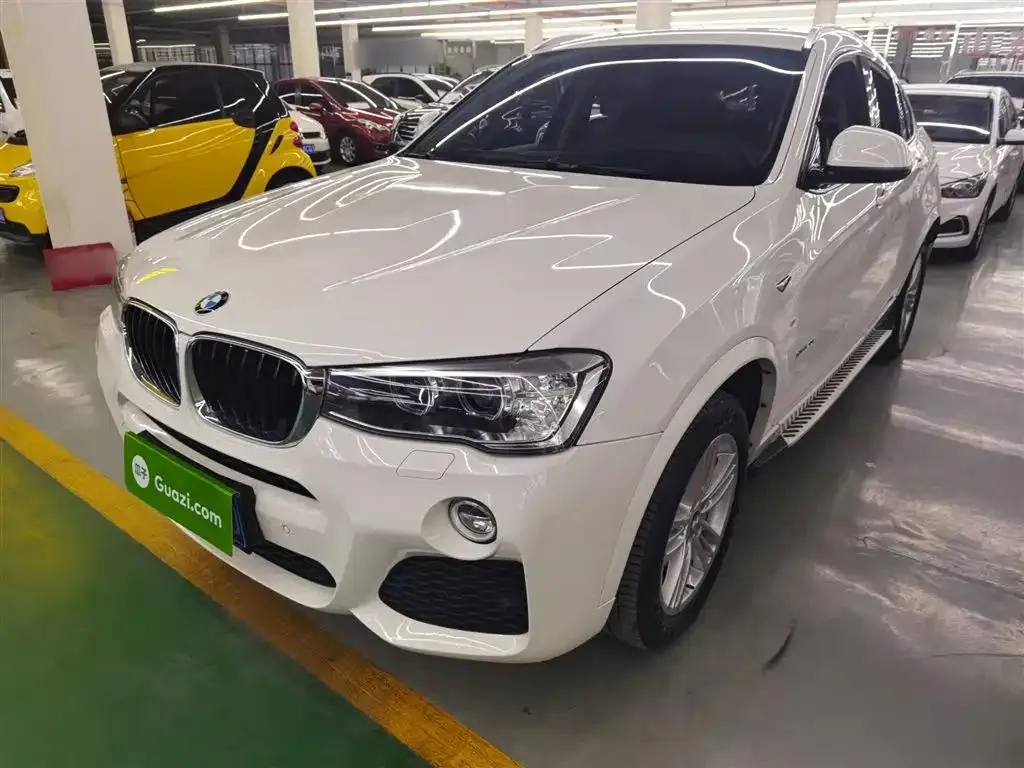 BMW BMW X4 — White
