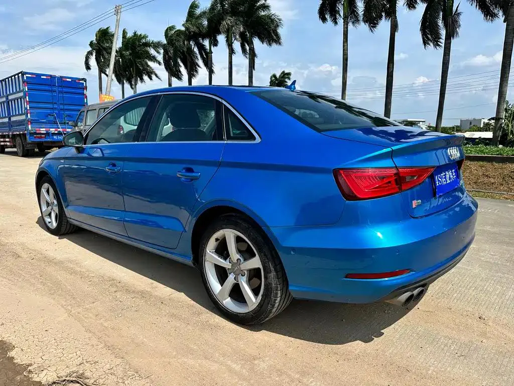 Audi A3 A3 2016 Limousine 40 TFSI Luxury — عرض الصورة 4