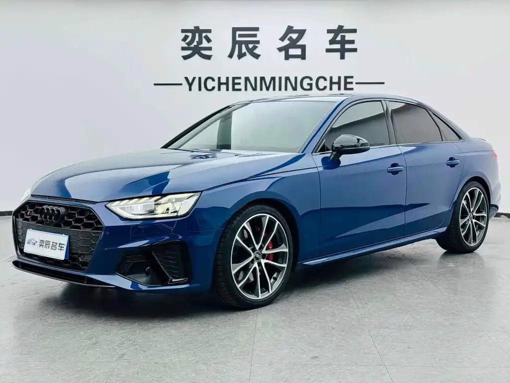 Audi Audi S4 — Bleu