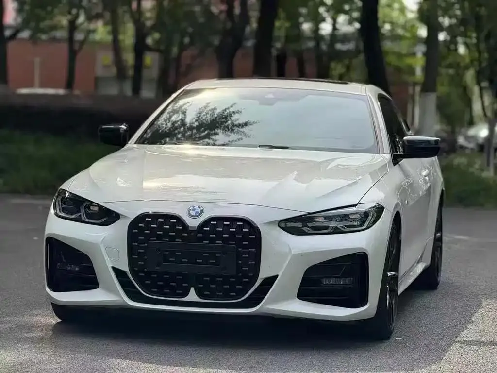 BMW BMW 4 Series — White