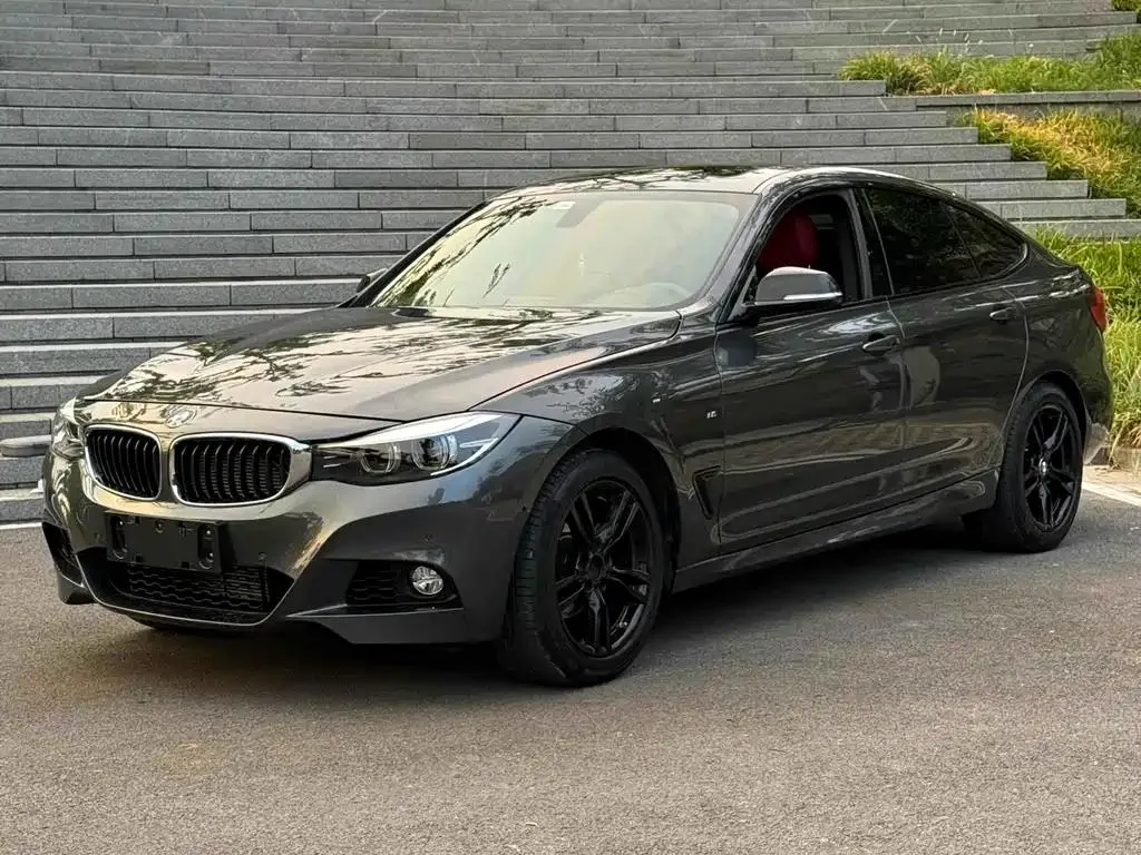 BMW BMW 3 Series — Argenté / Gris
