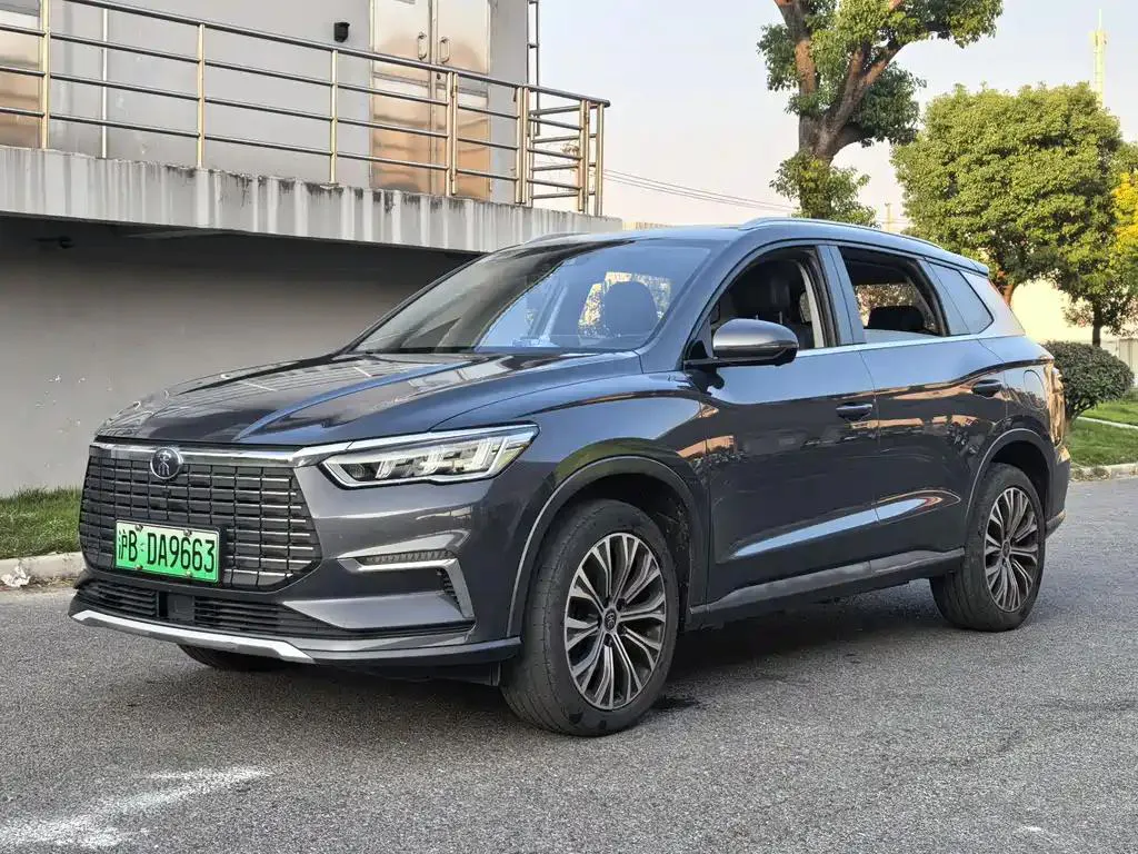 BYD BYD Song Pro — Silver / Gray