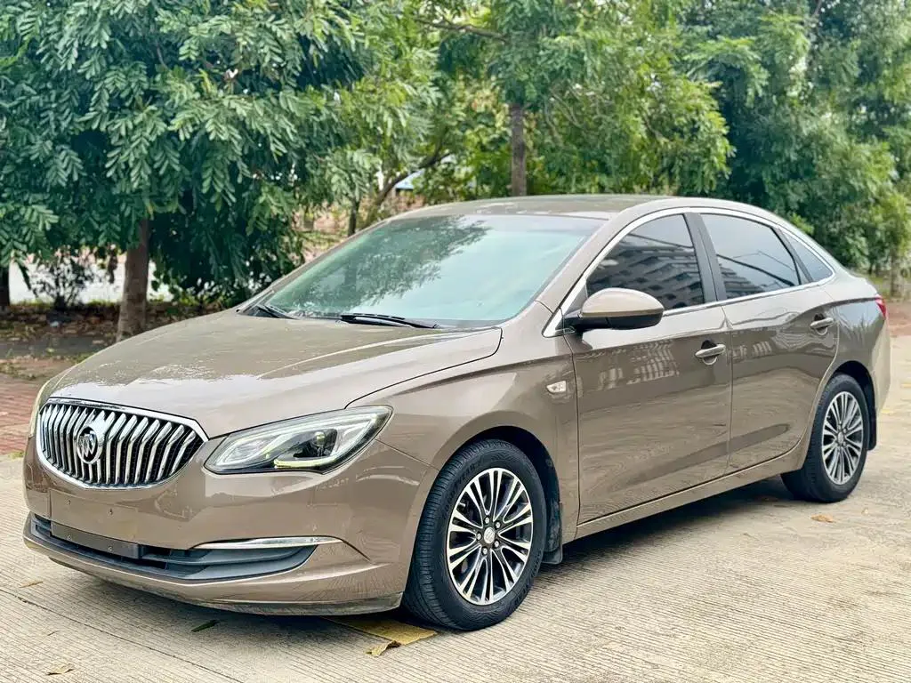 Buick Excelle GT Yinglang 2017 18T Dual Clutch Elite — photo 1