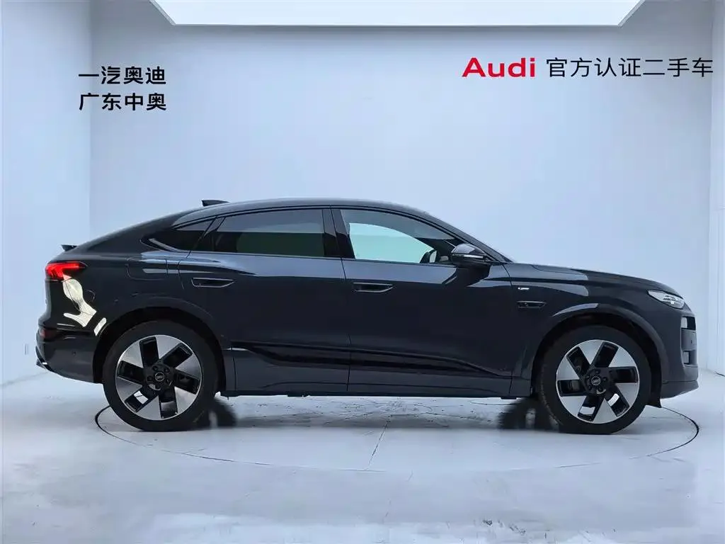 Audi Q6L Sportback Q6L Sportback e-tron 2026 First Edition — Ver foto 3