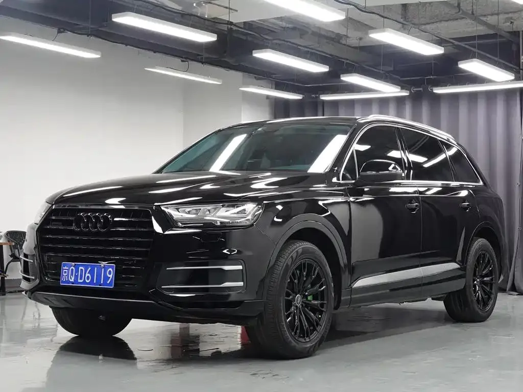 Audi Audi Q7 — Negro