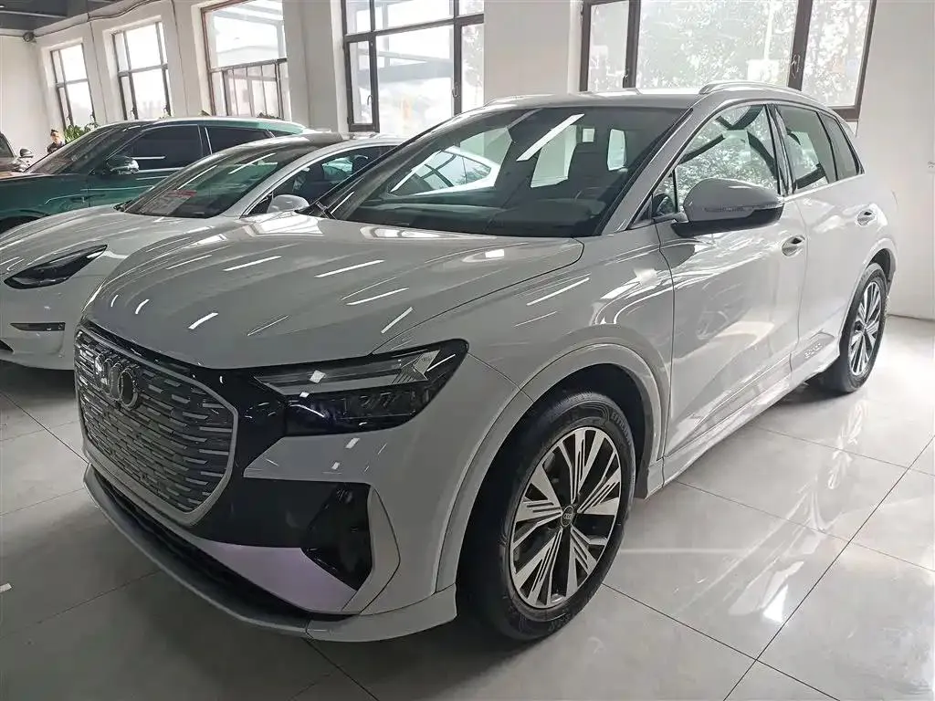 Audi Q4 e-tron Q4 e-tron 2023 40 e-tron Creative Edition — عرض الصورة 2