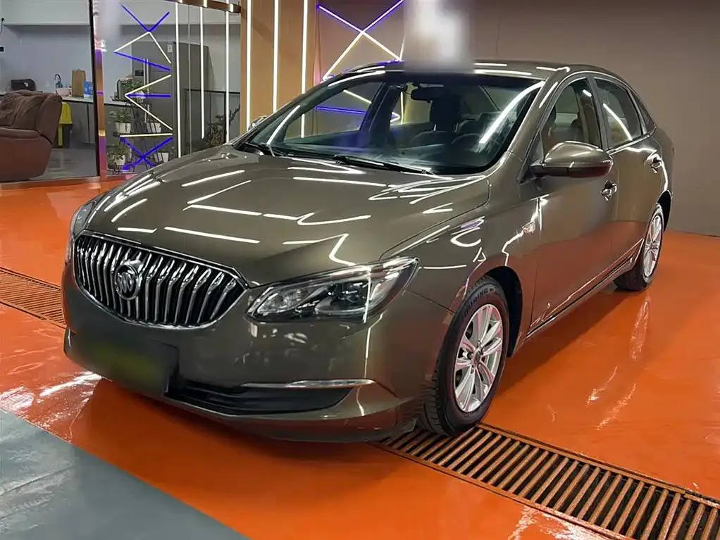 Buick Buick Excelle GT — Champagne