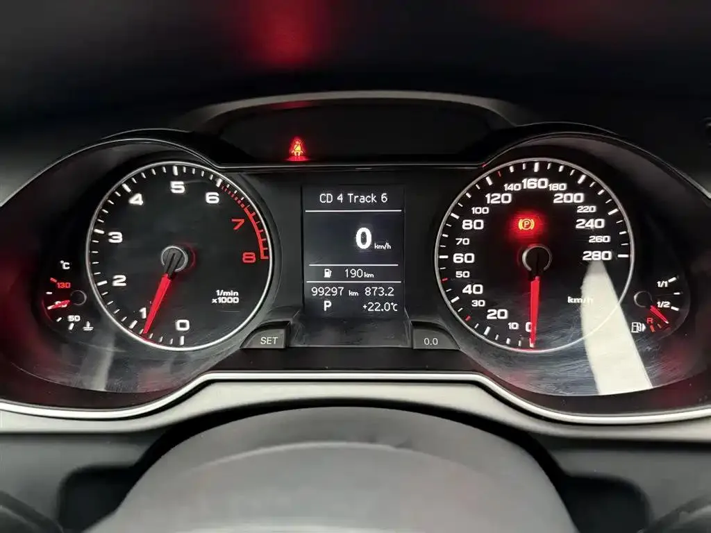 Audi A4L A4L 2016 35 TFSI Collector's Edition S line Comfort — Ver foto 3