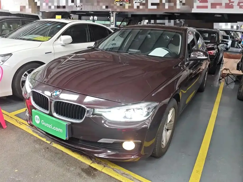 BMW BMW 3 Series — Red