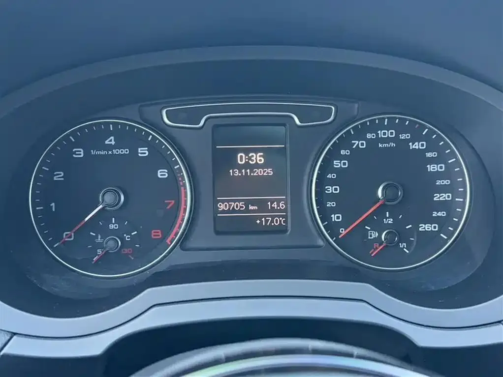 Audi Q3 Q3 2013 35 TFSI Comfort Edition — Voir la photo 5