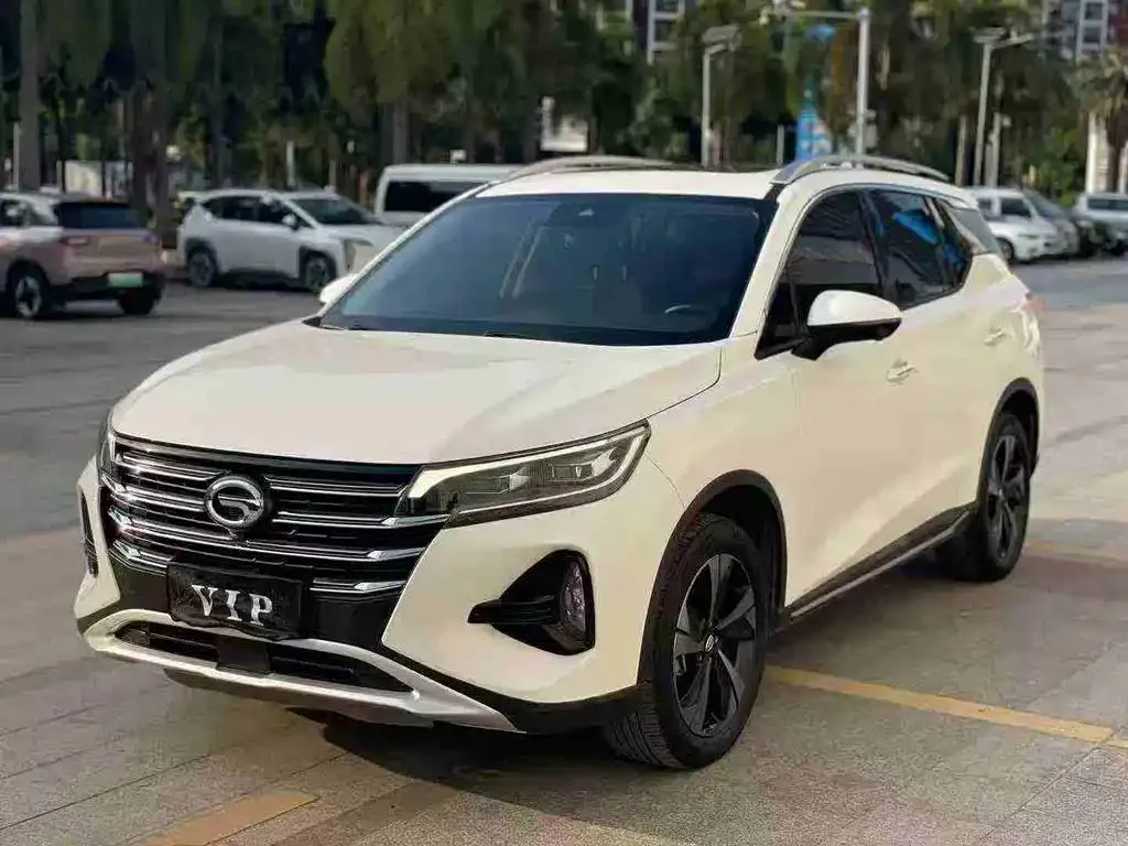 GAC GAC Trumpchi Trumpchi — White