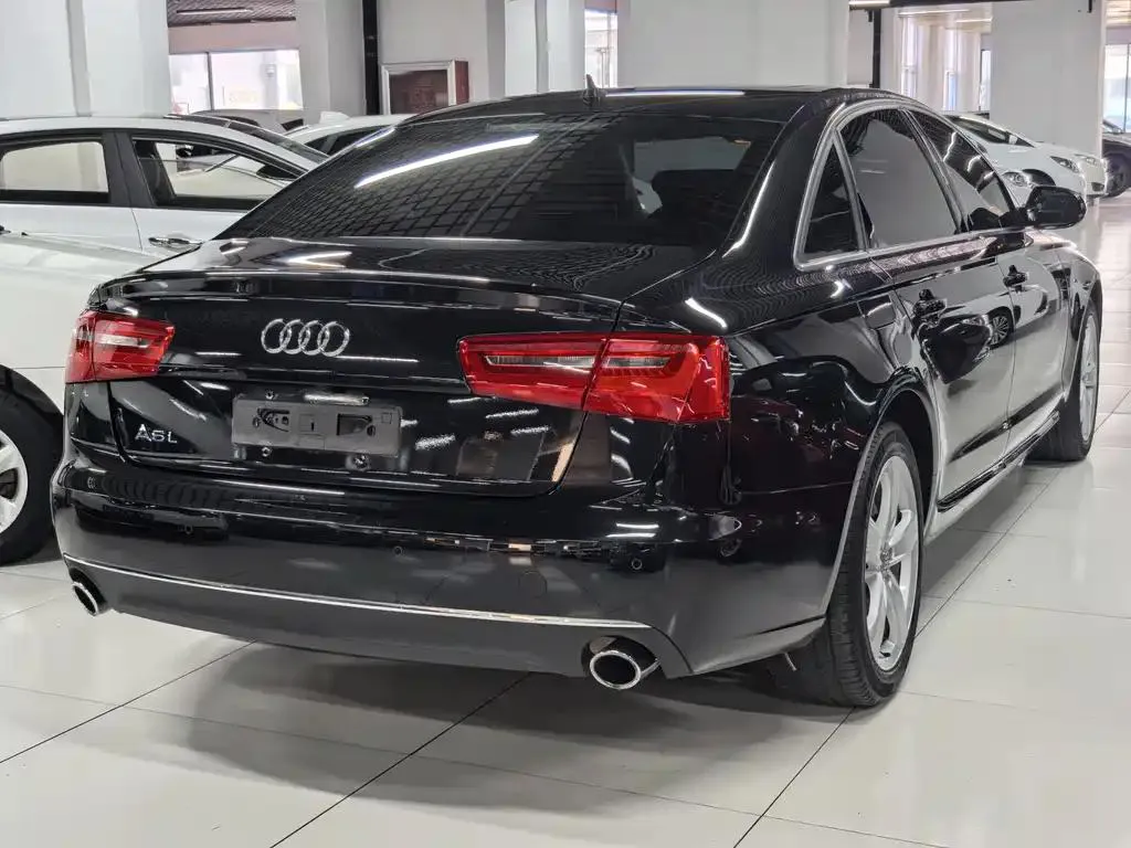 Audi A6L A6L 2014 30 FSI Luxury — Voir la photo 3